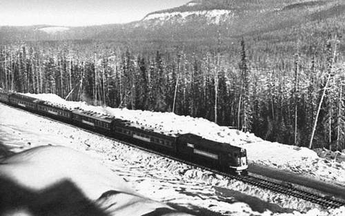 Железнодорожная линия БАМа (Иркутская область). Первый поезд