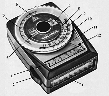 Фотоэлектрический экспонометр «Ленинград-4»